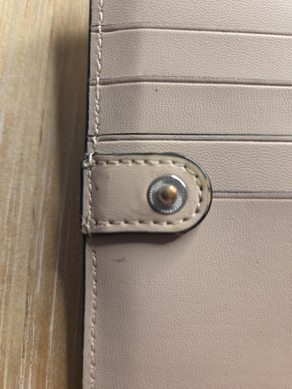 Kate Spade New York Two-Tone Beige & White Continental Wallet - Picture 7 of 8